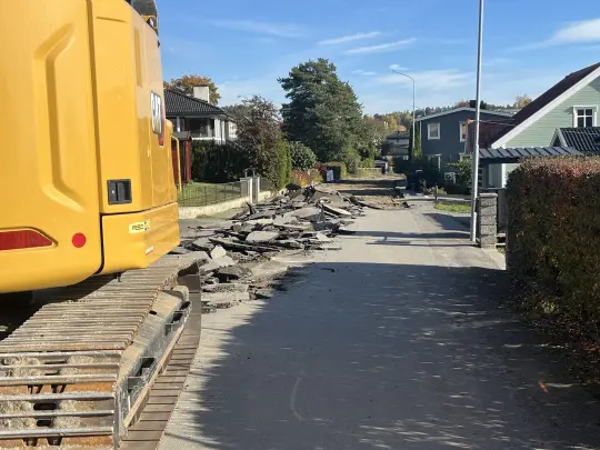 De nye ledningsanleggene skal utføres både med tradisjonell graving og som gravefri løsning.  